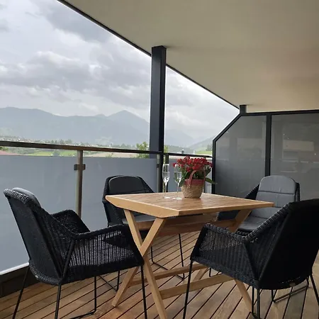 Mountain Art - By Mynests Apartment *
